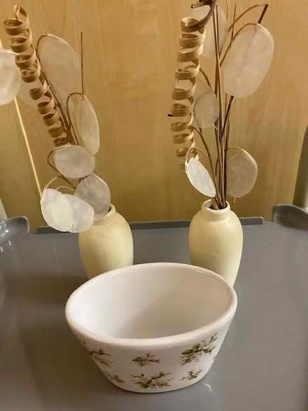 Photo of free Little vases with decorations (Broughton MK10) #1