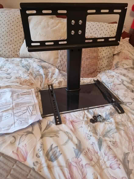 Photo of free Tv stand (Dy6 wallheath DY6) #1