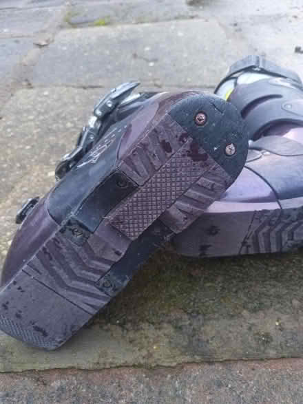 Photo of free Children's ski boots (Askham CA10) #3