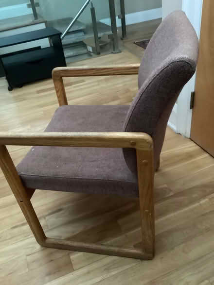 Photo of free Comfortable chair (York mills and leslie) #1
