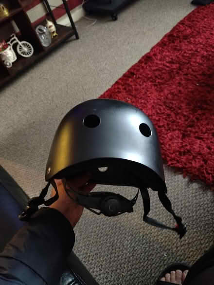 Photo of free Cycle helmet 🪖 (Trow Point NE34) #3