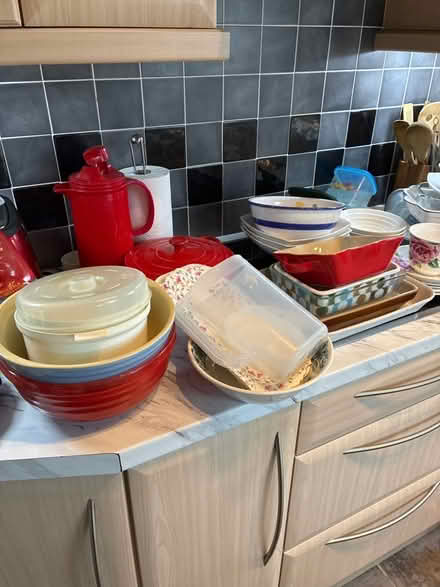 Photo of free Kitchen equipment utensils crockery (Hollins BL9) #3