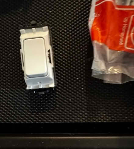 Photo of free DIY odds and ends (Brick End CM6) #3