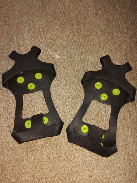 Photo of free Crampon slip ons (Smalley DE7) #1