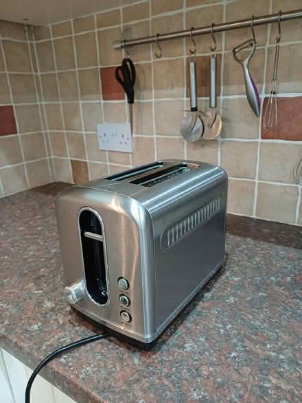 Photo of free Silver toaster 2 slice (Marldon TQ3) #1