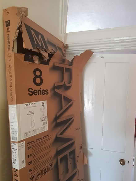 Photo of free Merlyn Series 8 Shower Door (New Bradwell MK13) #4