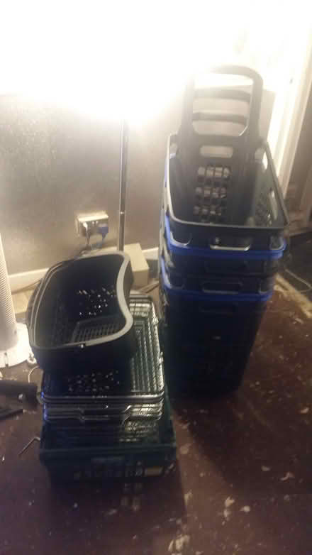 Photo of free baskets - variety (Ellesmere port, CH65) #1