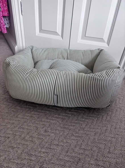Photo of free Small dog bed - Lords & Labradors (Chiswick, W4) #1