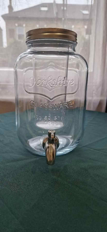 Photo of free Large glass jar with tap (Wandsworth Common SW12) #1