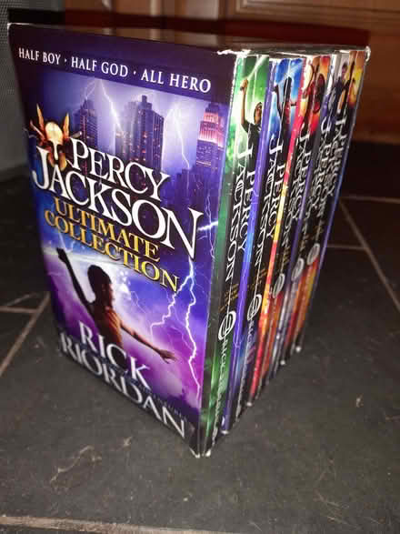 Photo of free Tom Gates and Percy Jackson books (Castle Hall SK15) #2