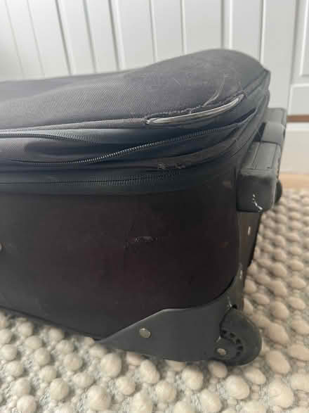 Photo of free Medium suitcase (Oxford OX4) #3
