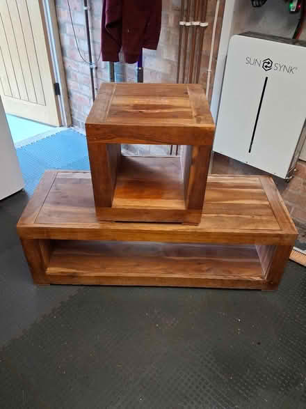 Photo of free Coffee table and cube side table (Wollaton ng8) #1