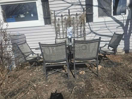 Photo of free 7 Piece Patio Table Set (Sleepy Hollow) #1