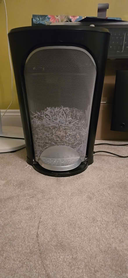 Photo of free Shredder (Broadbridge Heath, RH12) #2