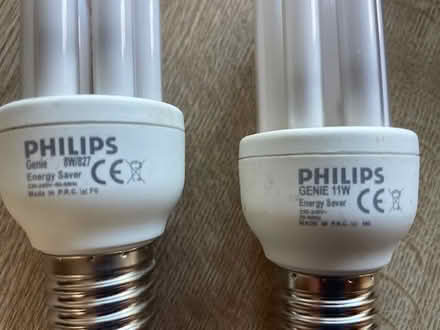 Photo of free 2 x light bulbs, working condition (Botley OX2) #2