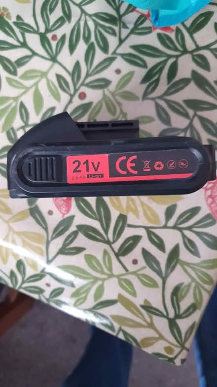 Photo of 21V Battery charger (Bear Cross BH11) #2