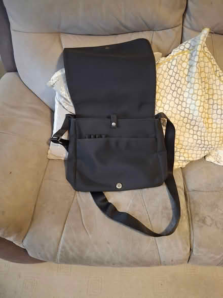 Photo of free Unisex shoulder bag - black (Darlington DL1) #1