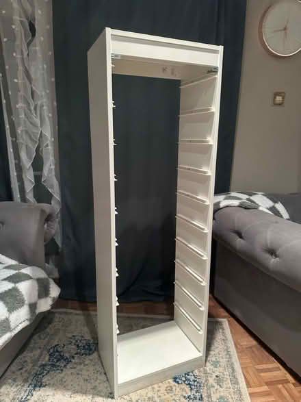 Photo of free Unit and ikea shelf (CR0) #4