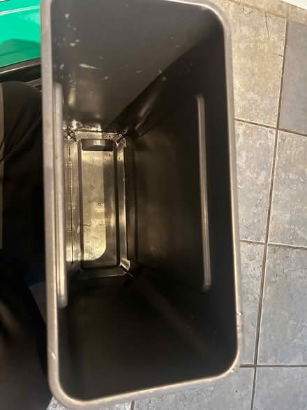 Photo of free Recycling Bin / Bin (Stockwell SW9) #3
