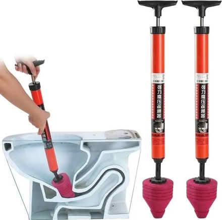 Photo of Curtain rods/ toilet plunger (Southkeys) #1