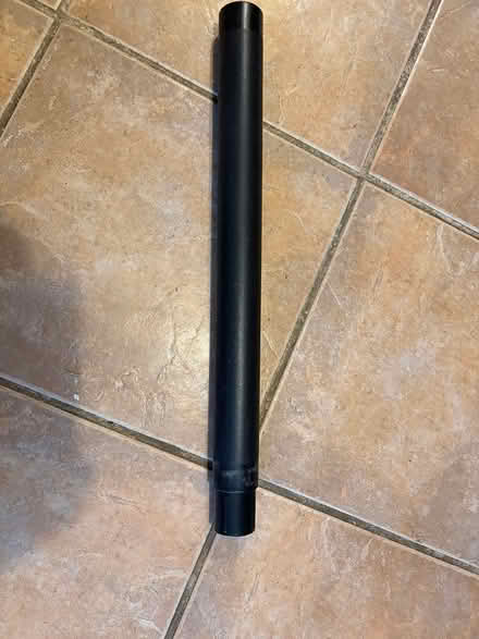 Photo of Posts and feet for shelves (L5L 5P5) #3