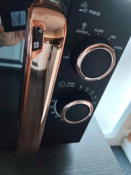 Photo of free Microwave oven (Fk70lf Stirling) #3