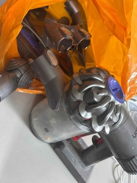 Photo of free Dyson wireless Hoover with wall mount (Mortlake SW13) #1