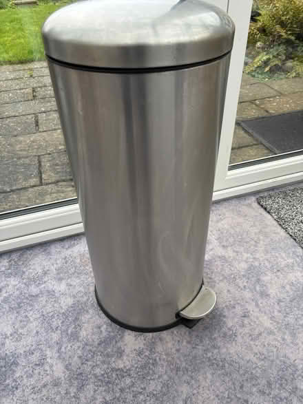 Photo of free Pedal bin (Biggleswade SG18) #1