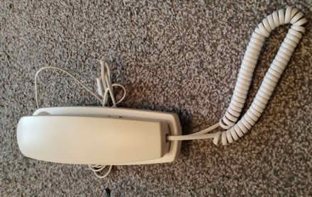 Photo of free Answering machine with 2 cordless phones + wired handset (Belmont BL7) #2