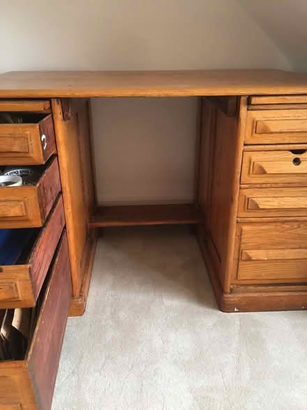 Photo of free Vintage SolId Oak desk (OX3) #3
