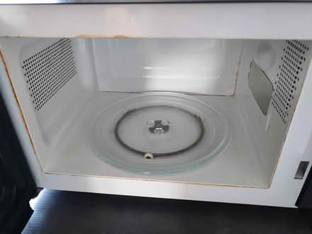 Photo of free Microwave oven (Fk70lf Stirling) #1