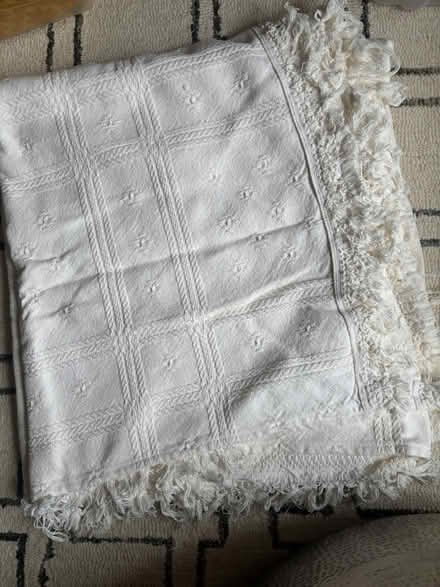 Photo of free Vintage bedspread/blanket (Rego Park) #2