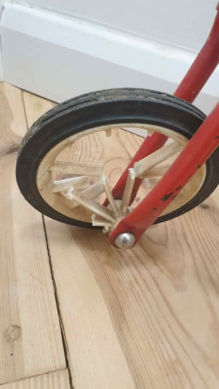 Photo of free Vintage child's scooter (Neithrop OX16) #2