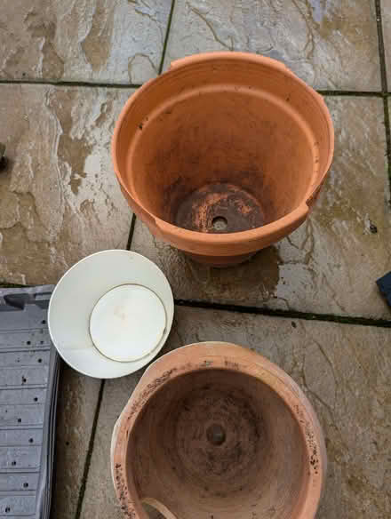 Photo of free Garden pots (Appleby-in-Westmorland CA16) #2