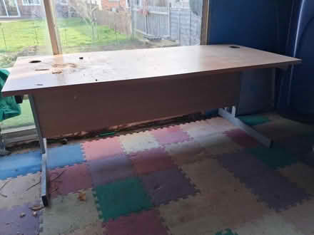 Photo of free Office desk (Letchworth SG6) #1