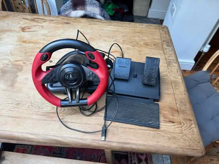Photo of free Gaming racing wheel & pedals (Hamm Court TW17) #1