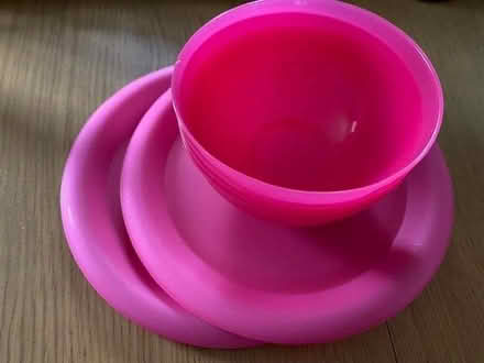 Photo of free Plastic plates and bowls (Broughton MK10) #1