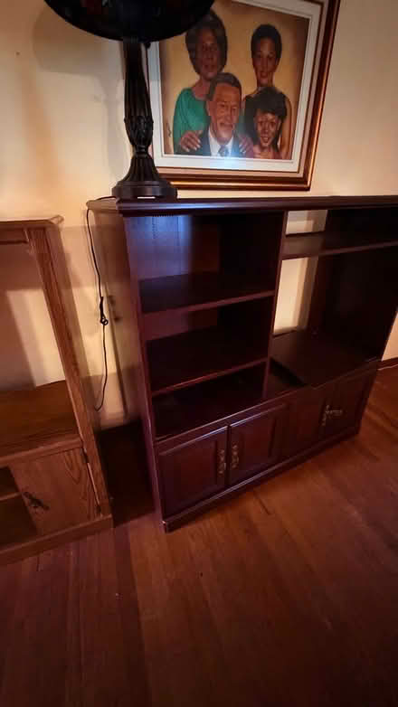 Photo of free 2 Free Entertainment Centers (Decatur - East Atlanta area) #4