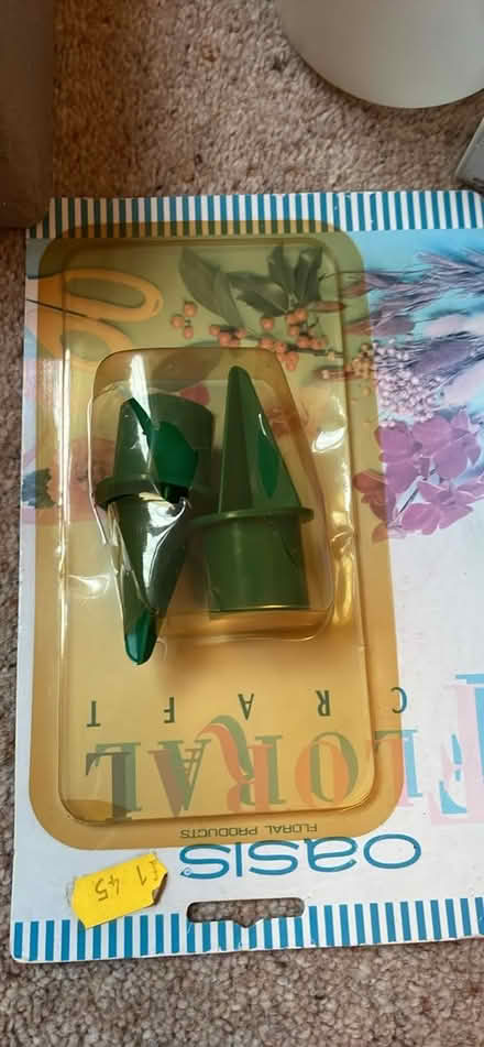 Photo of free Flower arrangement supplies (BR3) #3