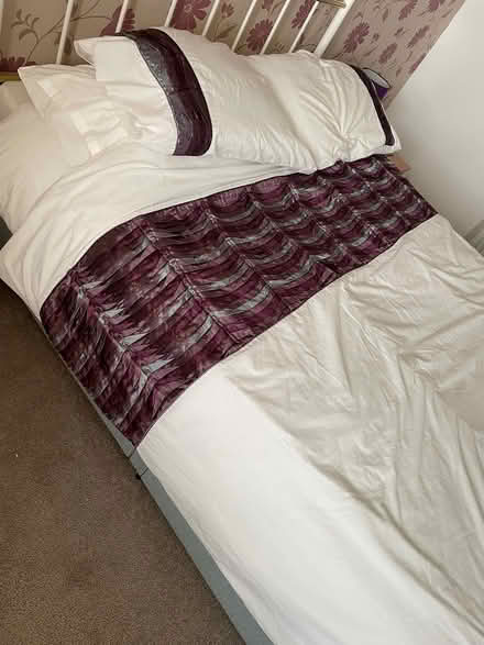 Photo of free Assorted bedding and towels (Illingworth. HX2) #1