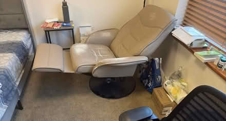 Photo of free Recliner chair (Near Bellevue Downtown Park) #2