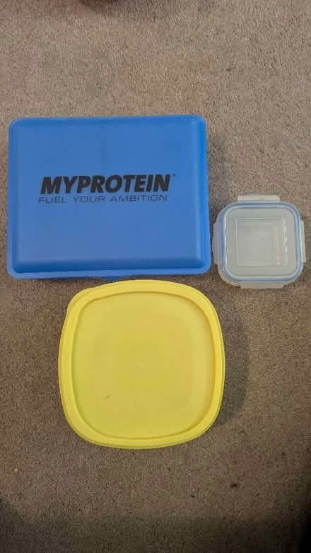 Photo of free 3 plastic containers, various sizes. Good for storage or pac (Crownhill MK8) #1