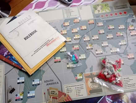 Photo of free Board Game Pandemic Legacy Season 0, 1 and 2 (Walton ST15) #2