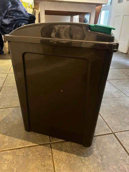 Photo of free Recycling Bin / Bin (Stockwell SW9) #2