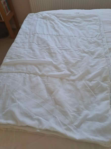 Photo of free Cot sized quilt (Woodley RG5) #1