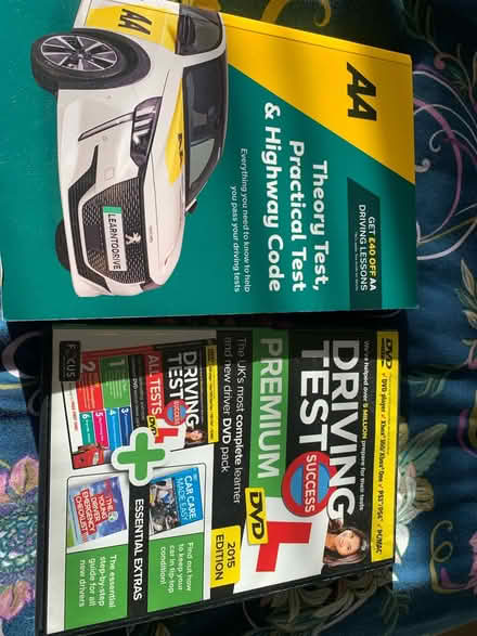 Photo of free Driving test book and dvd (SE25) #1