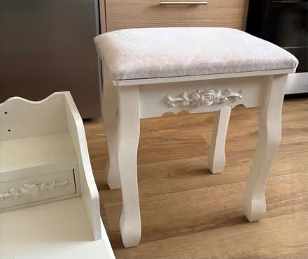 Photo of free White dressing table & stool (Erith DA17) #3