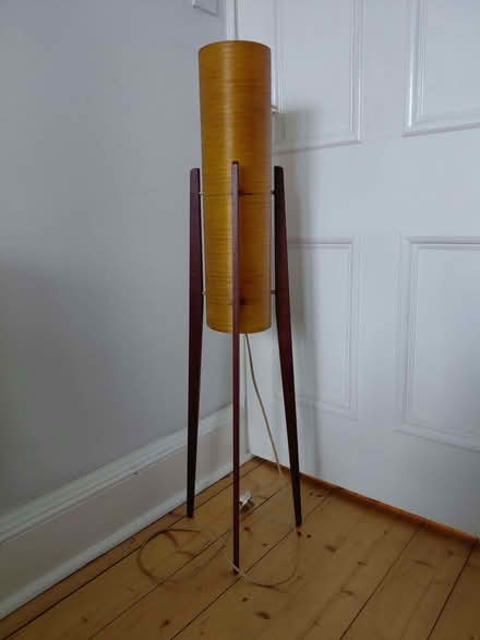 Photo of free 70s cylindrical lamp (work needed) (Bonnington EH6) #3