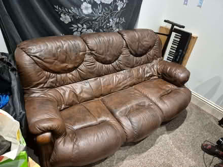 Photo of free 3 piece suite (Brechin DD9) #1