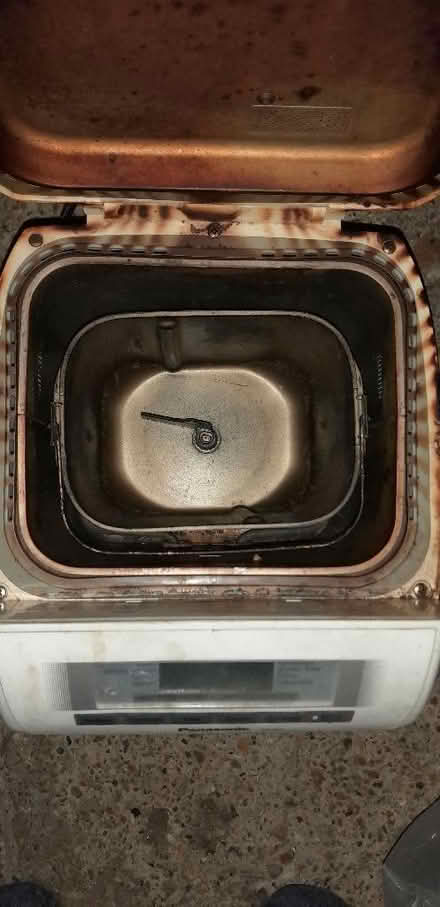 Photo of free Bread maker (Butts Ash SO45) #3